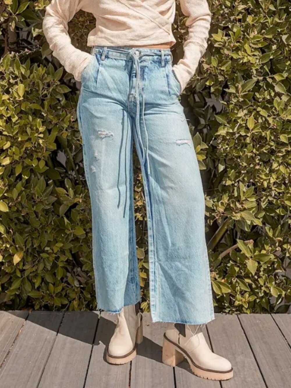 We The Free People 29 Kinsey Crop Wide Leg Jeans Light Acid Wash Distressed Boho